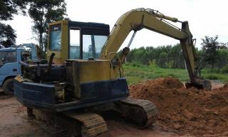 ขายรถแบคโค PC60-5 รถบ้านใช้งานปกติ เครื่องดี ปั้มดี ทำงานได้ทั้งวัน ราคา280,000 สนใจโทร 090-8588220คุณนะ 093-3258446คุณบิว